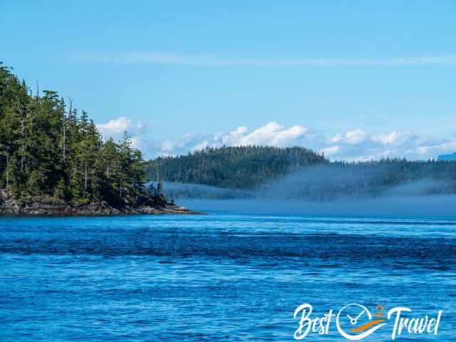 The mystic atmosphere at the sea and Malcolm Island.