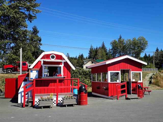 The famous red painted burger barn.