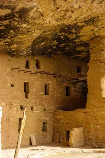 One of the houses inside such a cliff dwelling.