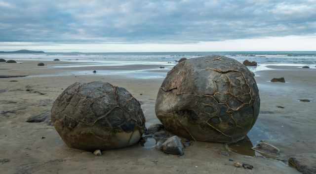 Moeraki Boulders with pattern called turtle back