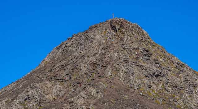 The last part the cone of Pico with hikers on the trail