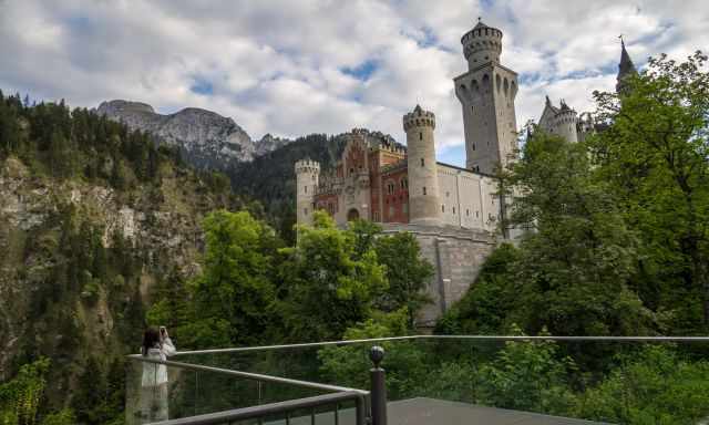 View to Neuschwanstein from the main path to the castle