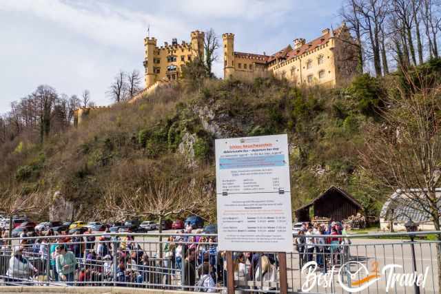 Hohenschwangau Castle and many visitors waiting for the bus.