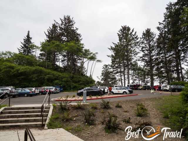 The huge parking lot at Ruby Beach