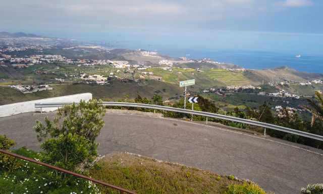 The view and area on Pico Bandama