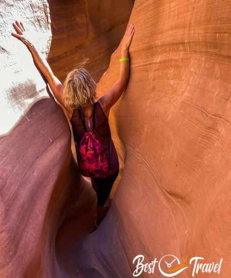 A woman in the narrow Spooky Slot