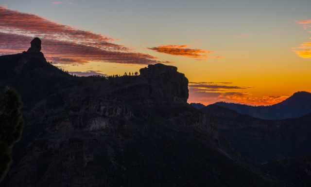 Sunset view to Roque Nublo