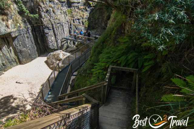 The boardwalk and metal platform that leads down to the cave's exit.