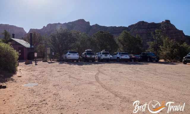 Trailhead Parking for the Subway in Zion