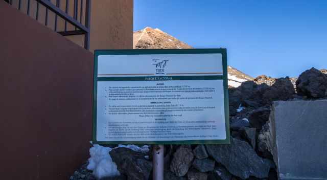 Teide information board permit mandatory