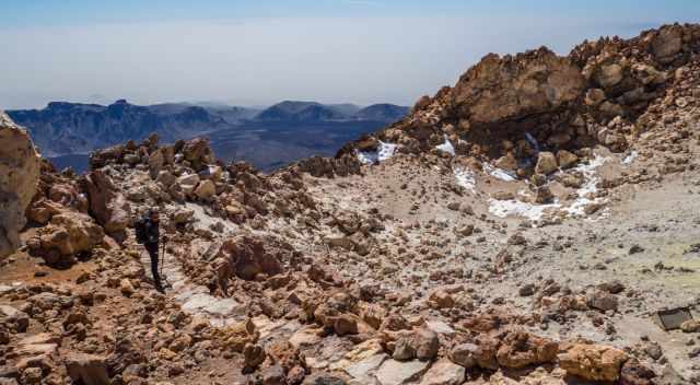 The last hundred meters before Teide summit