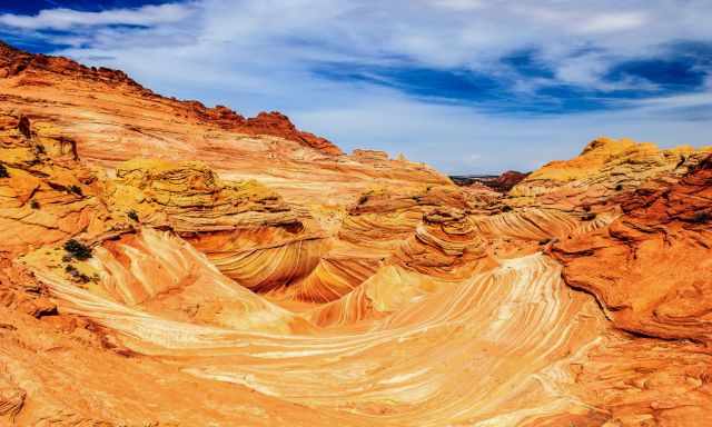 The different Buttes around the Wave