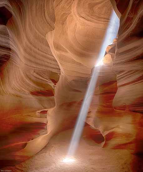 The sun beam in Upper Antelope