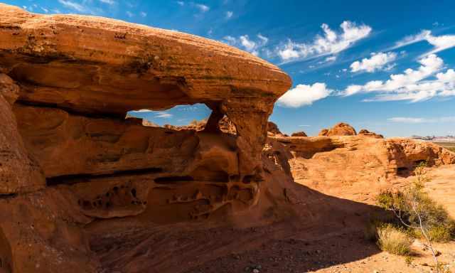 Rock formation with a window in the Valley of Fire