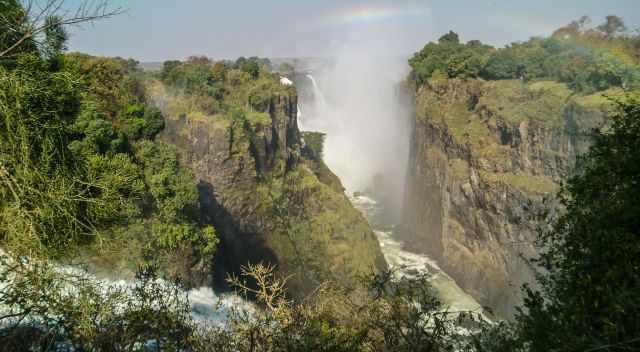 Devils Cataract the first waterfall from the Vic Falls