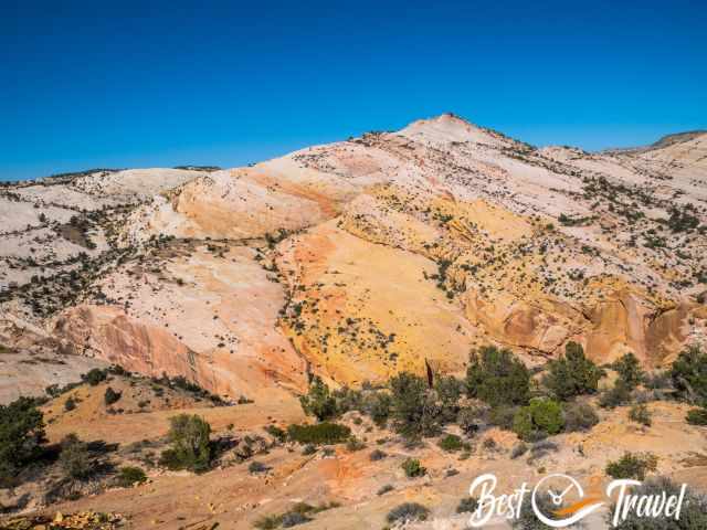 The breathtaking landscape around Yellow Rock.