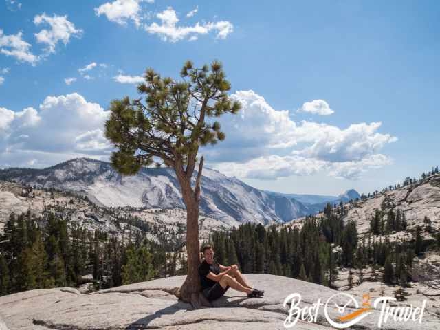 Tioga Pass view to Yosemite Valley